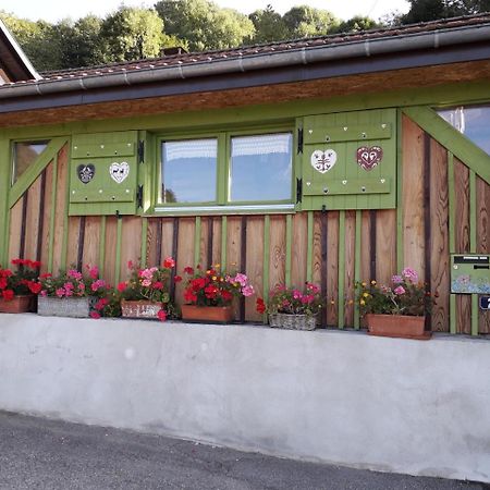 Les Lupins Bed and Breakfast Geishouse Buitenkant foto