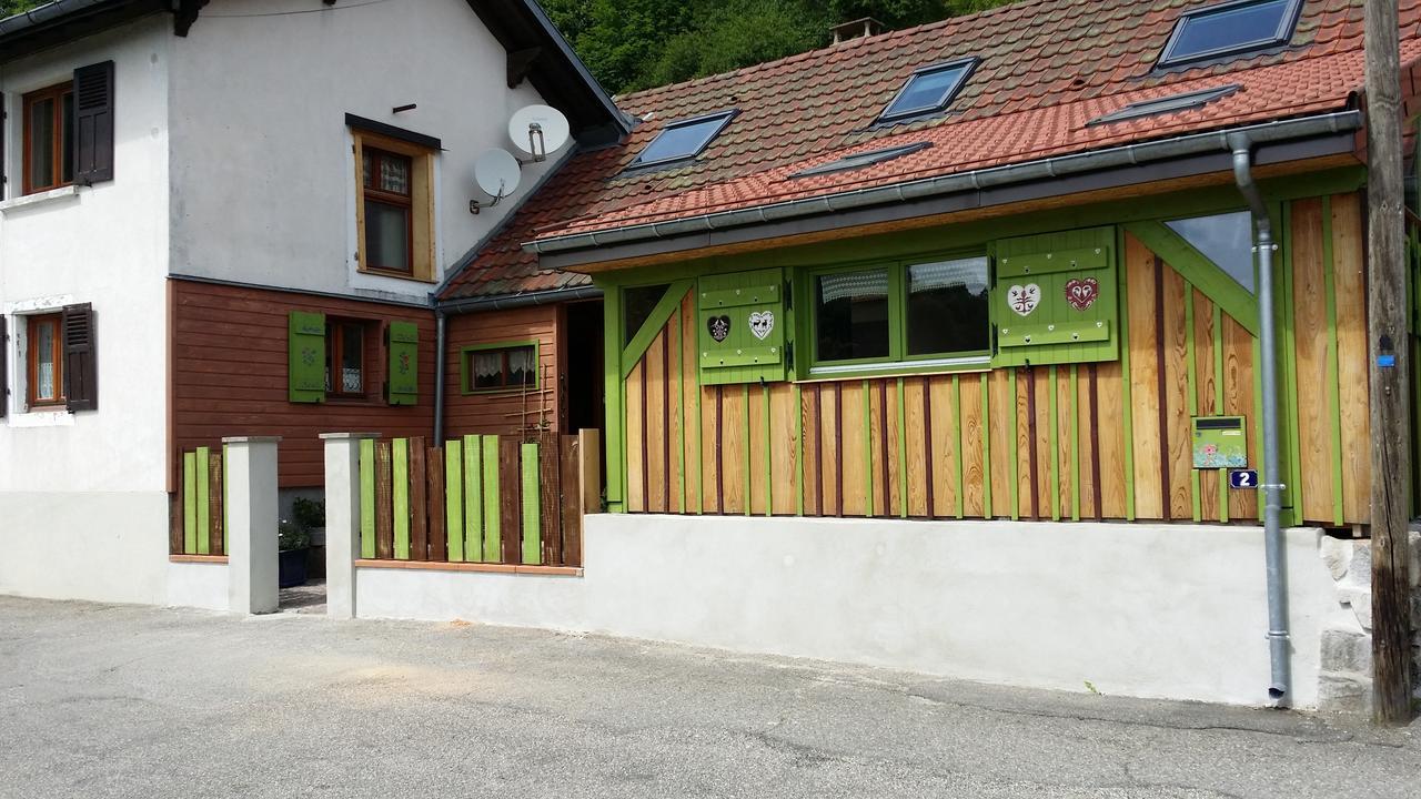 Les Lupins Bed and Breakfast Geishouse Buitenkant foto