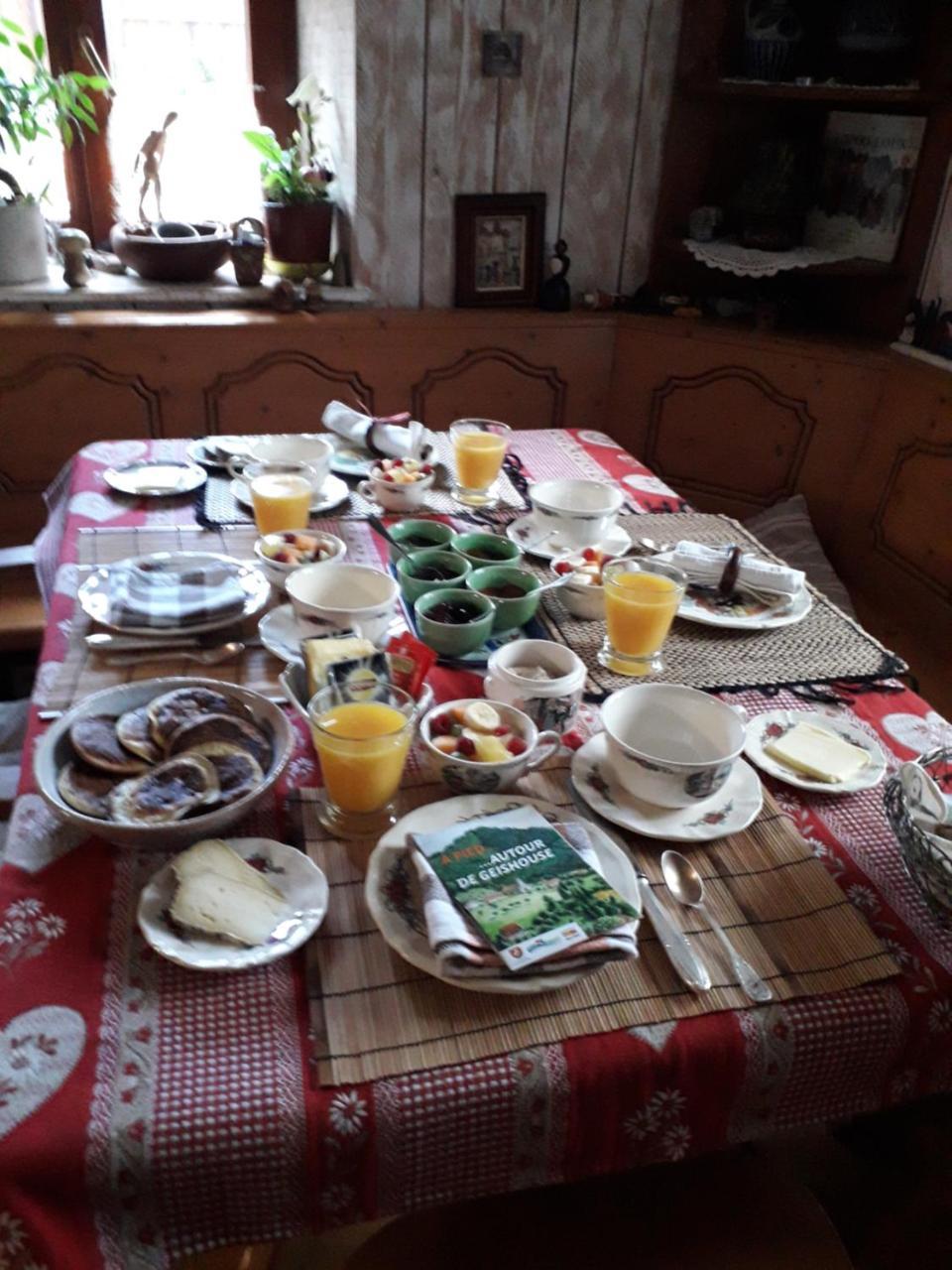 Les Lupins Bed and Breakfast Geishouse Buitenkant foto